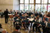 56 Musiker...